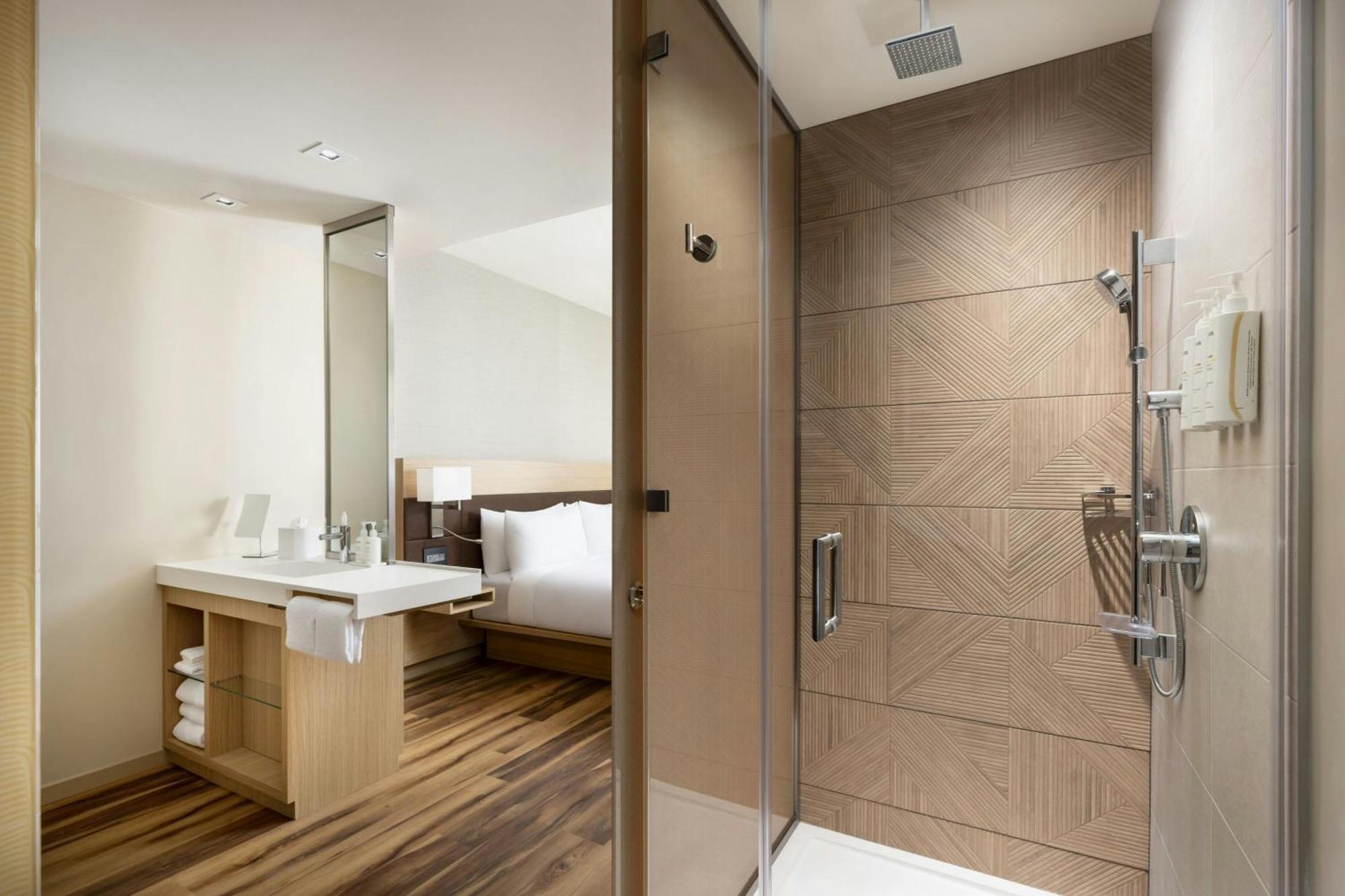 Ac Hotel By Marriott Honolulu Buitenkant foto