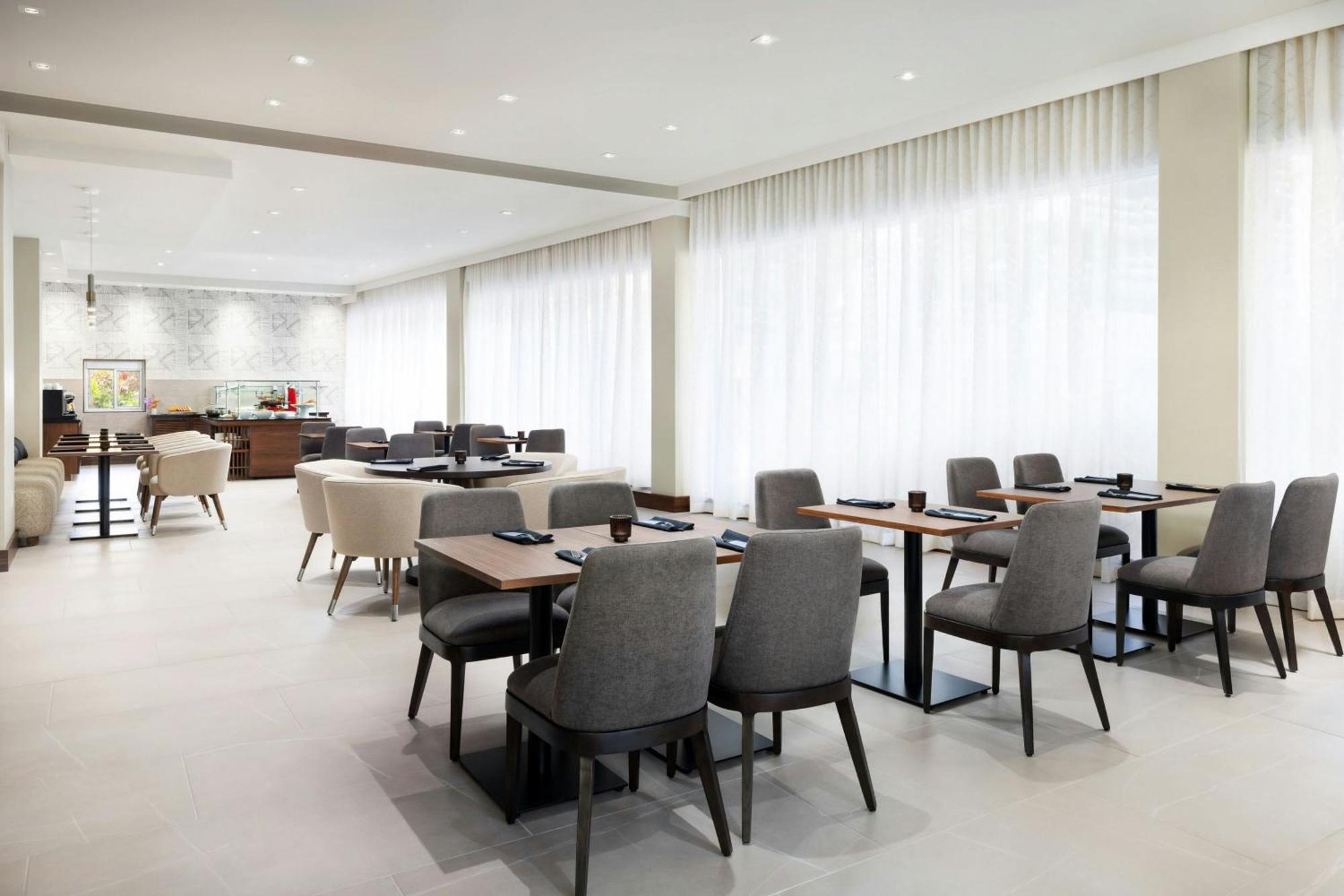 Ac Hotel By Marriott Honolulu Buitenkant foto